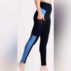 Yummie High Waist Black Blue Colorblock Shaping Leggings SZ Large